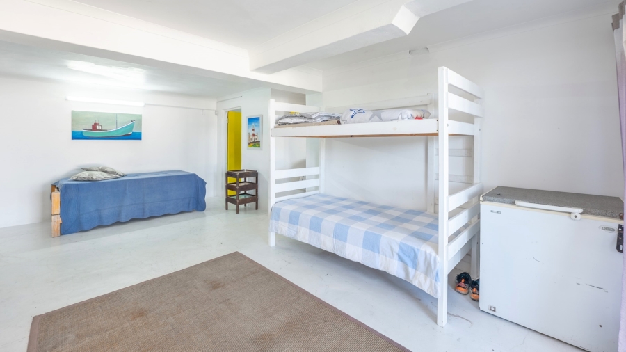 5 Bedroom Property for Sale in Agulhas Western Cape